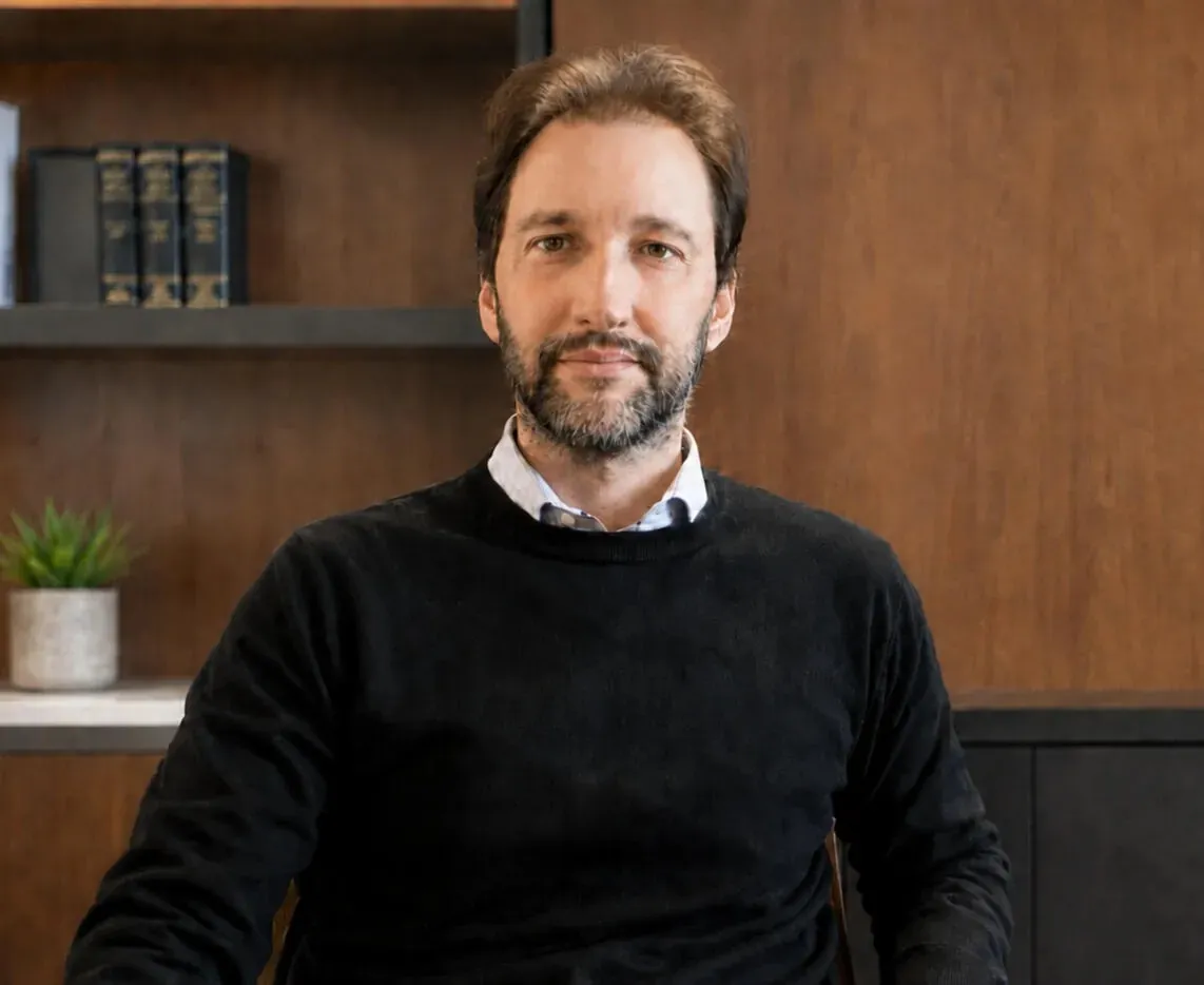 Dr. Gustavo P. Giangrieco Coda, de Giangrieco Coda & Asociados